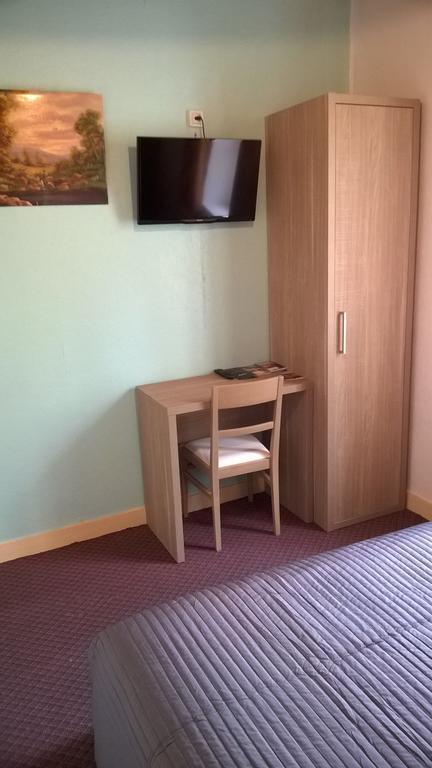 Hotel Des Voyageurs Vorey Oda fotoğraf